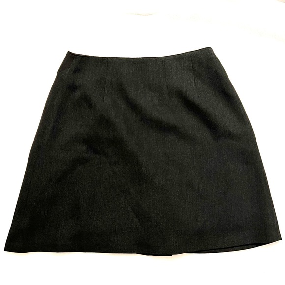 VINTAGE 90’s Safety Pin Mini Skirt 🧷 - Picture 3 of 10